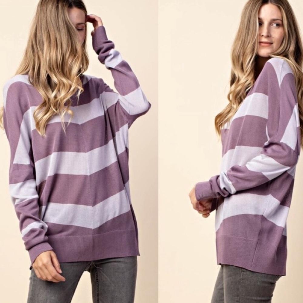 NEW! STRIPED V-NECK KNIT SWEATER